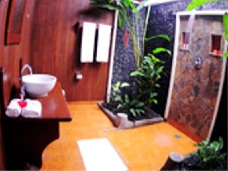 Hotel Black Sand Dive Retreat Bitung
